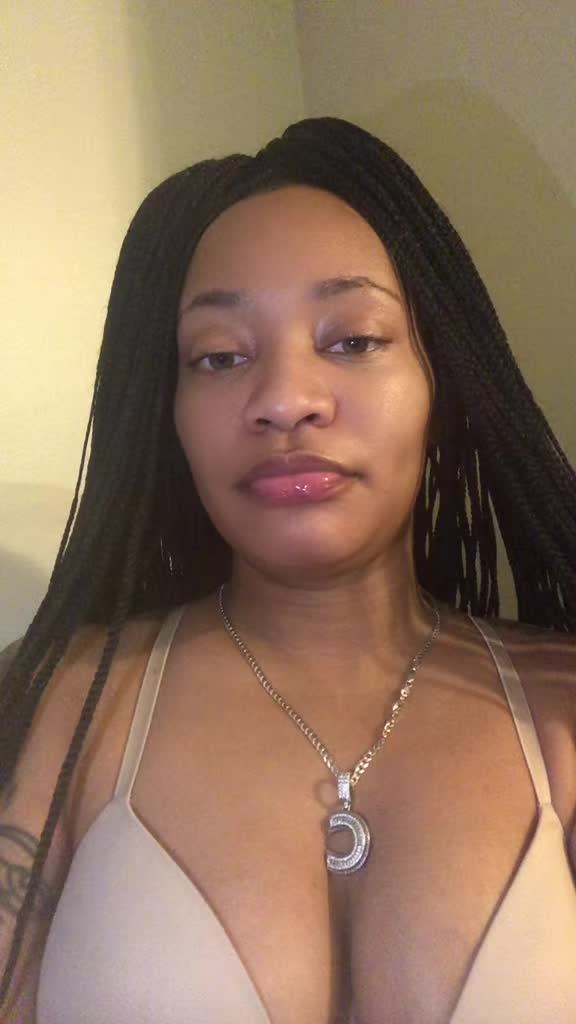 @Therealceeceenicole