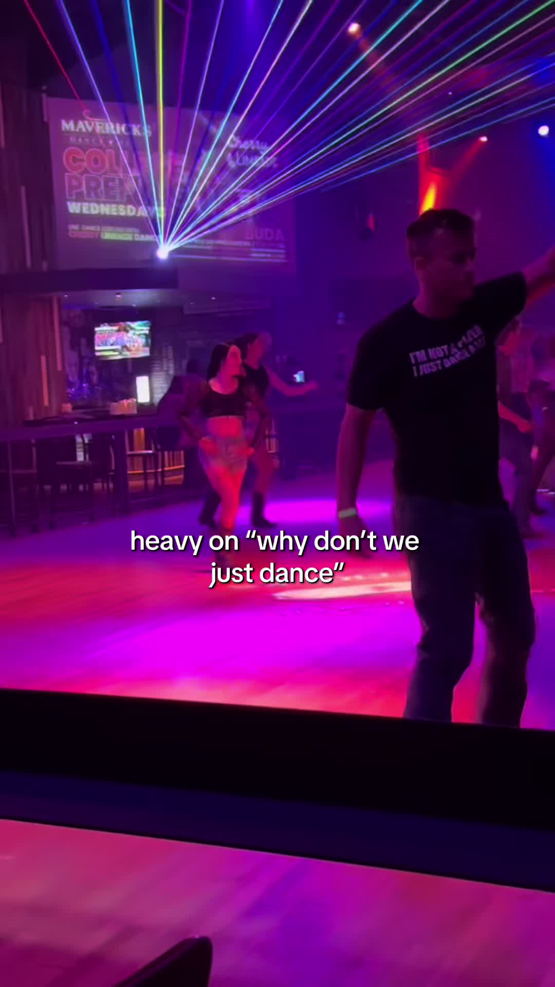 @ella メ𝟶
