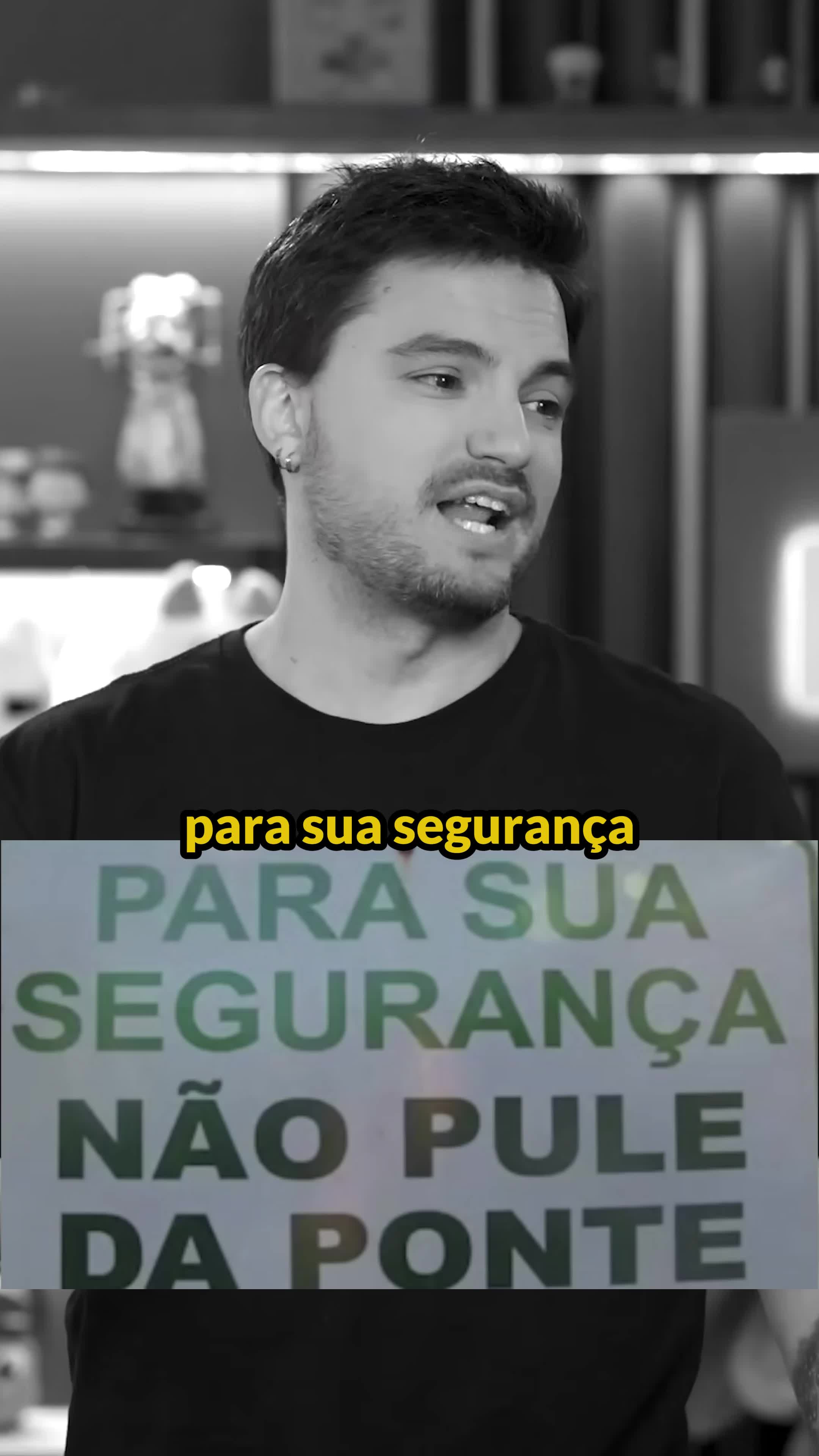 @Felipe Neto