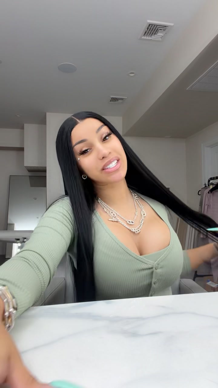 @Cardi B