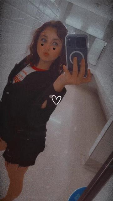 @Haley 💕 🖤〽️