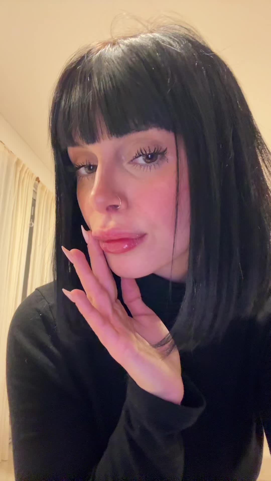 @valeenmartinn
