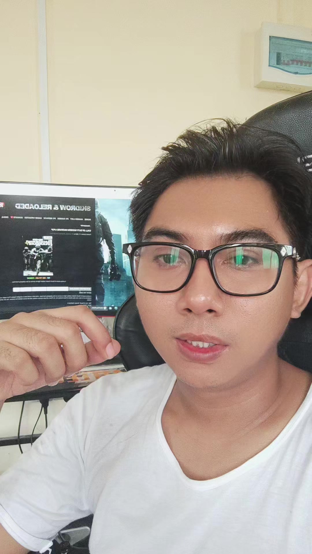 @DELUXE