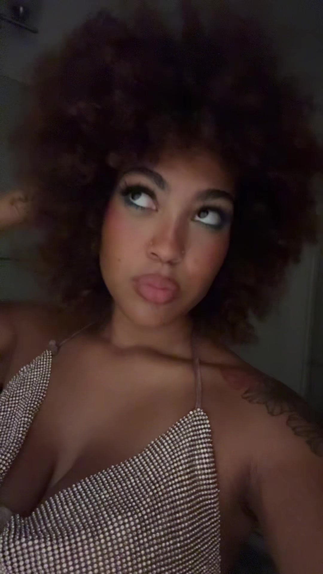@😬💋