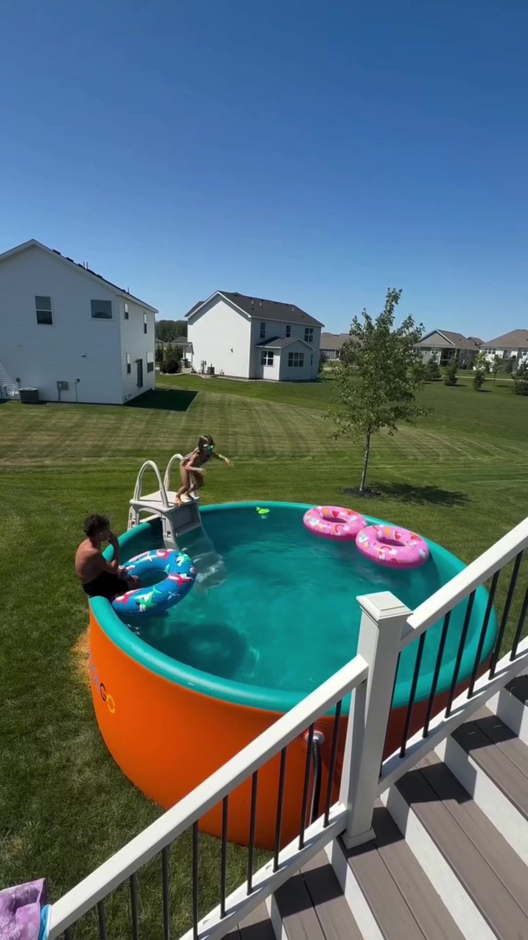 @Inflatable Pool& Spa factory