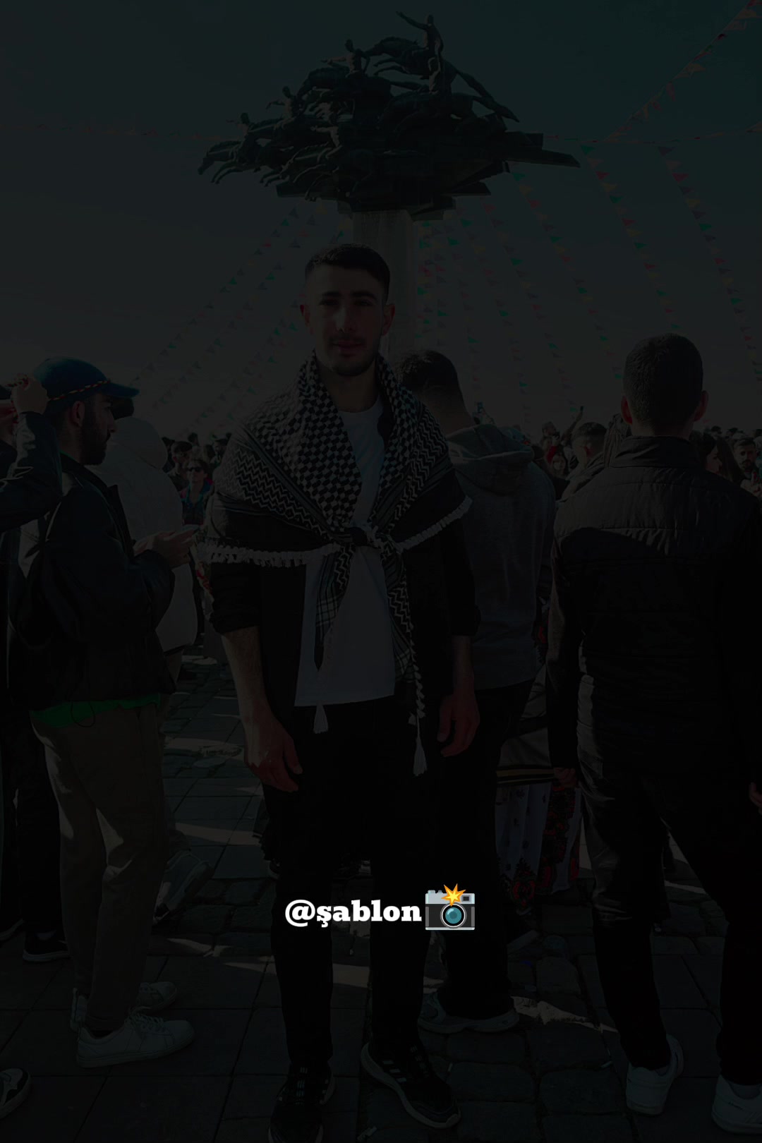 @İꜱᴍᴀɪʟ ɢᴜ̈ɴᴇꜱ̧