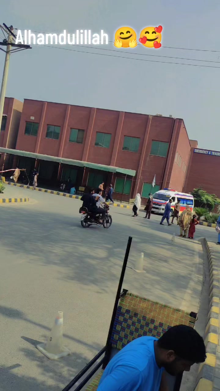 @Mehar Majo🇵🇰
