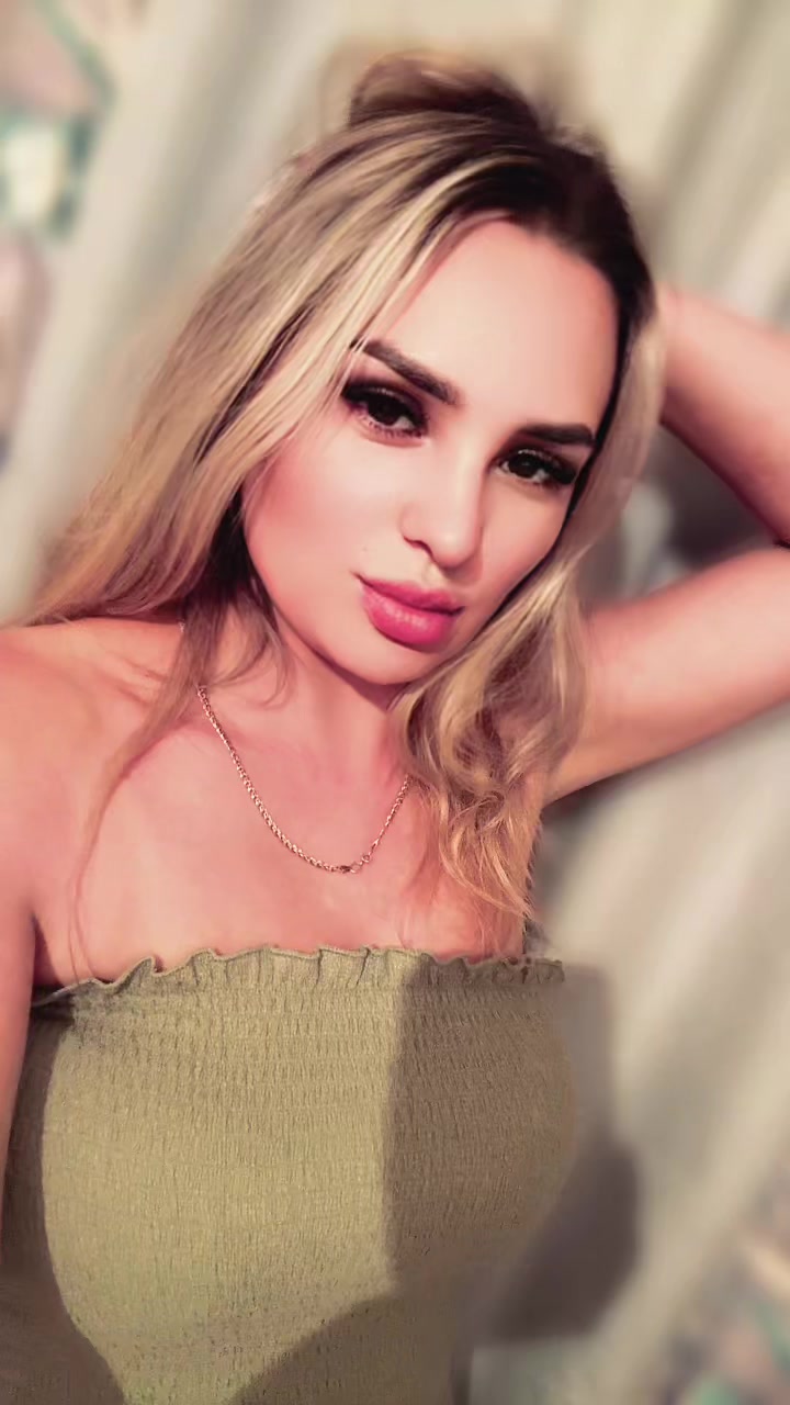 @Tanusha_716