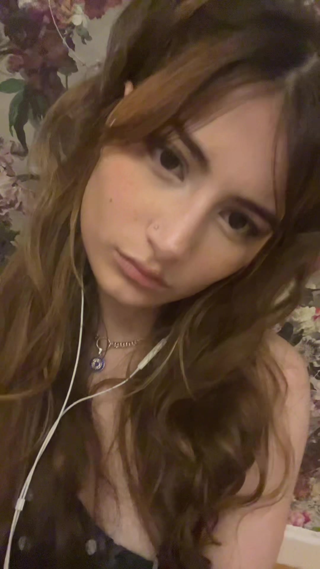 @lara1zel