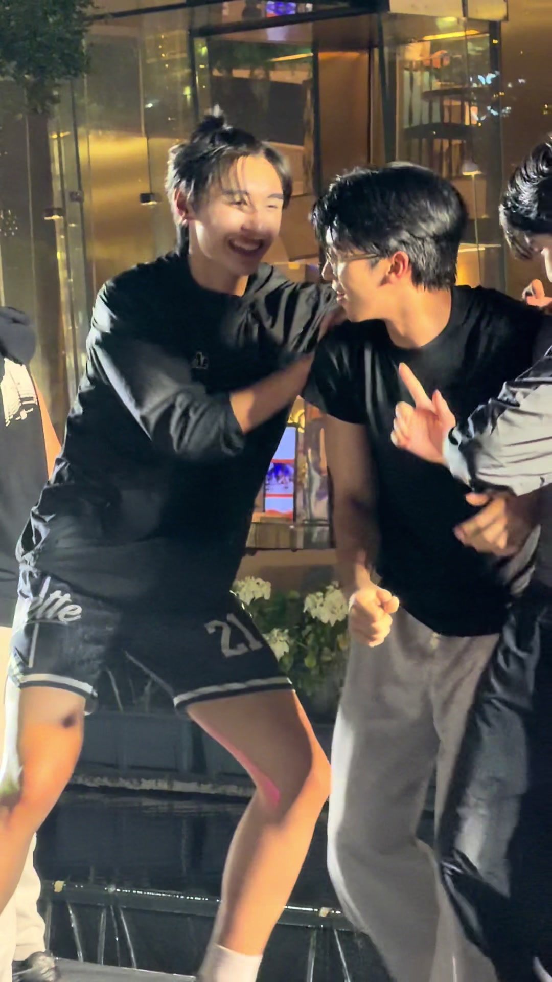 @TikTok