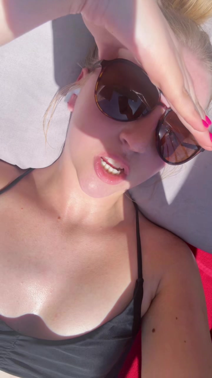 @taypenceee
