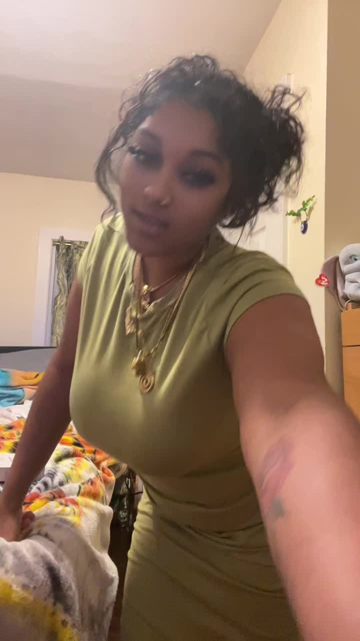 @Sheprettymoody