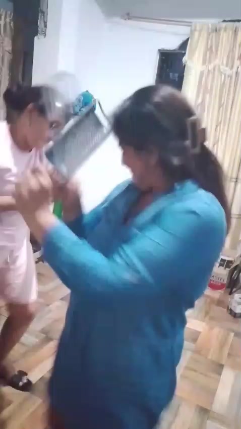 @Zully Salvador 🇪🇨