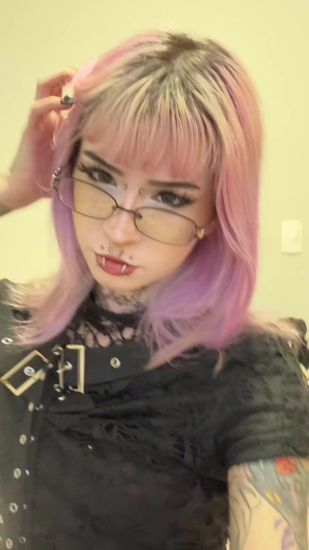@lu