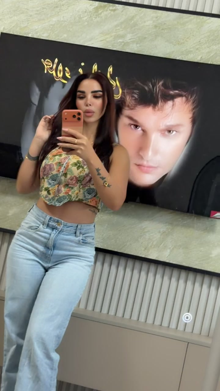 @Naya Zareq