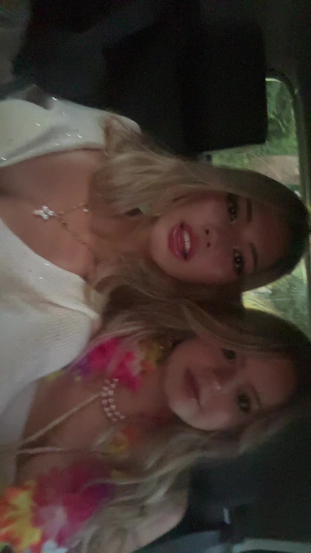 @𝐣𝐮𝐥𝐢