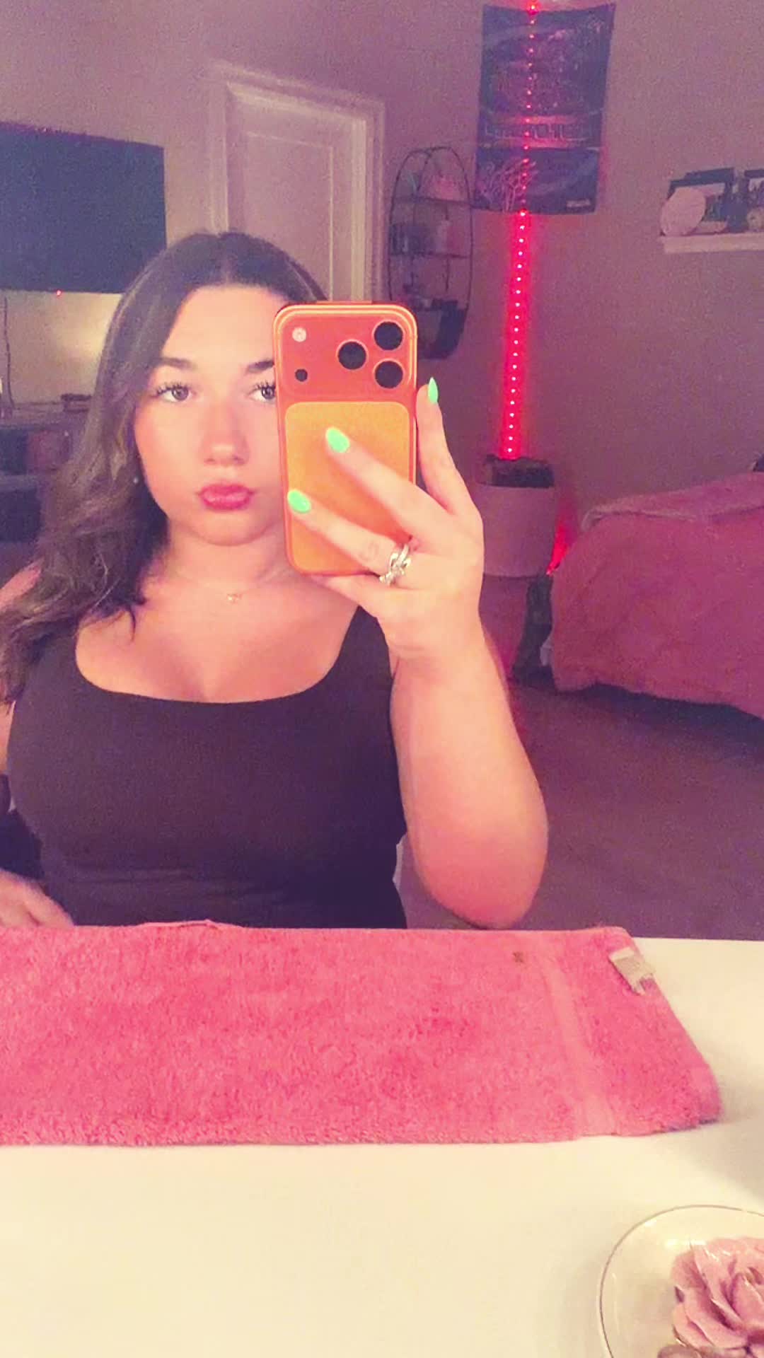 @lil
