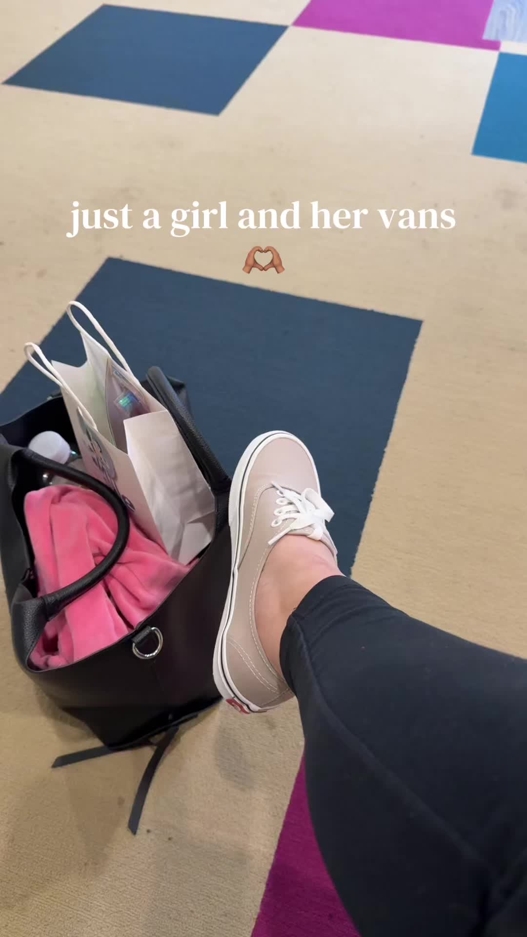 @Vanessa | WFH mom 👩🏽&zwj;💻 | ✨