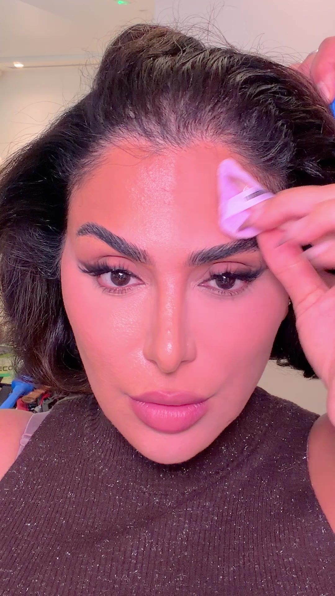 @Huda Beauty