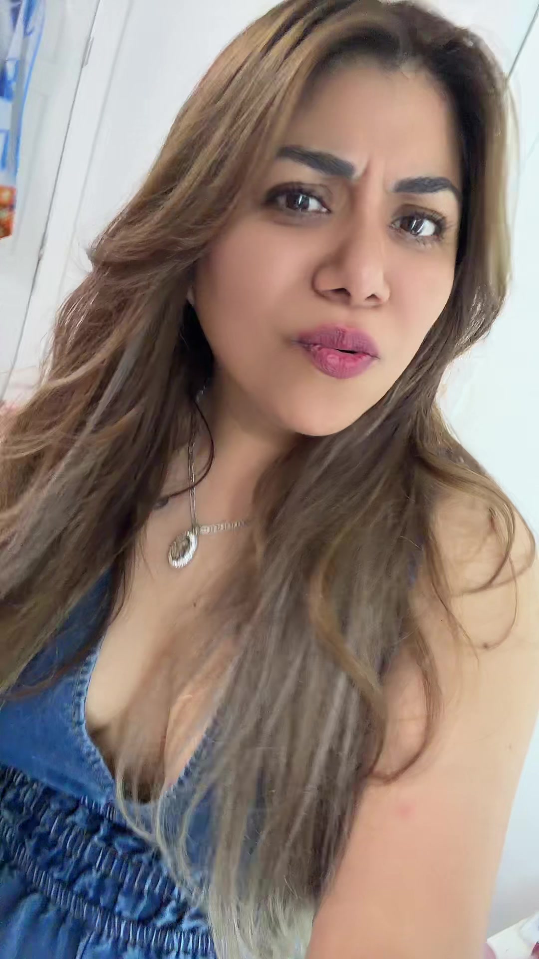 @jarelyflores27