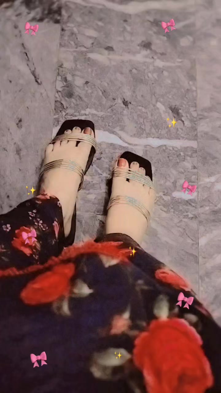 @𝔸𝕟𝕟𝕚𝕖 ℚ𝕦𝕖𝕖𝕟🎀