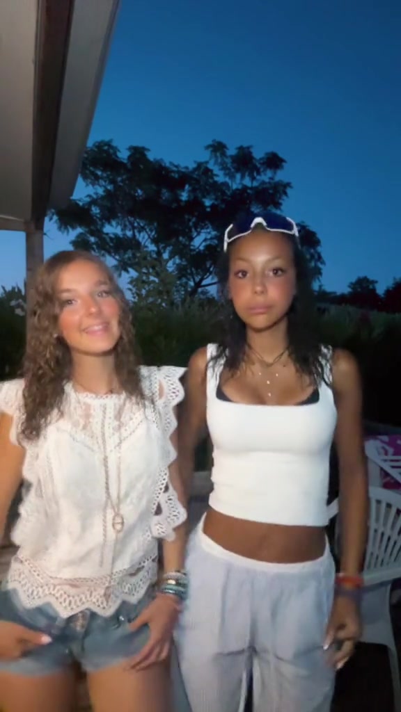 @Ma&euml;va_papp