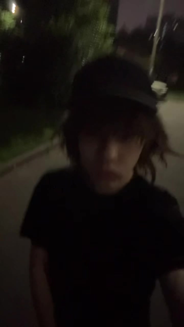 @Тёмыч🍷