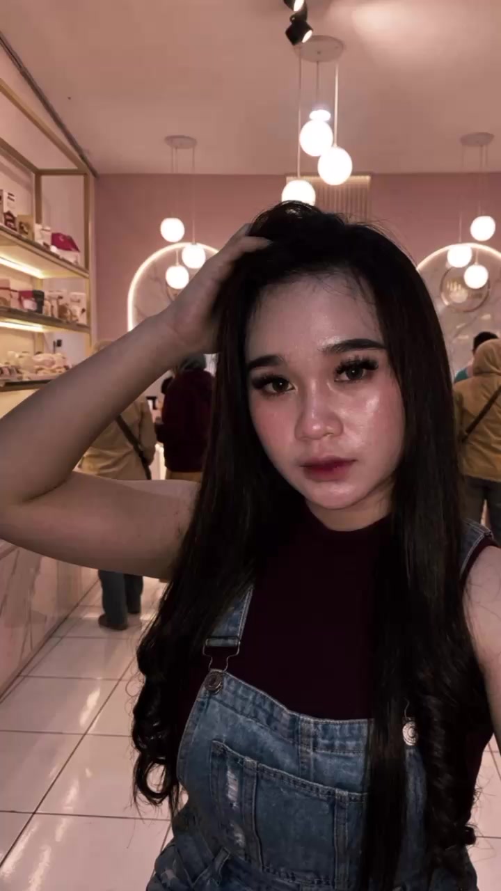 @alone girls🧚♀️