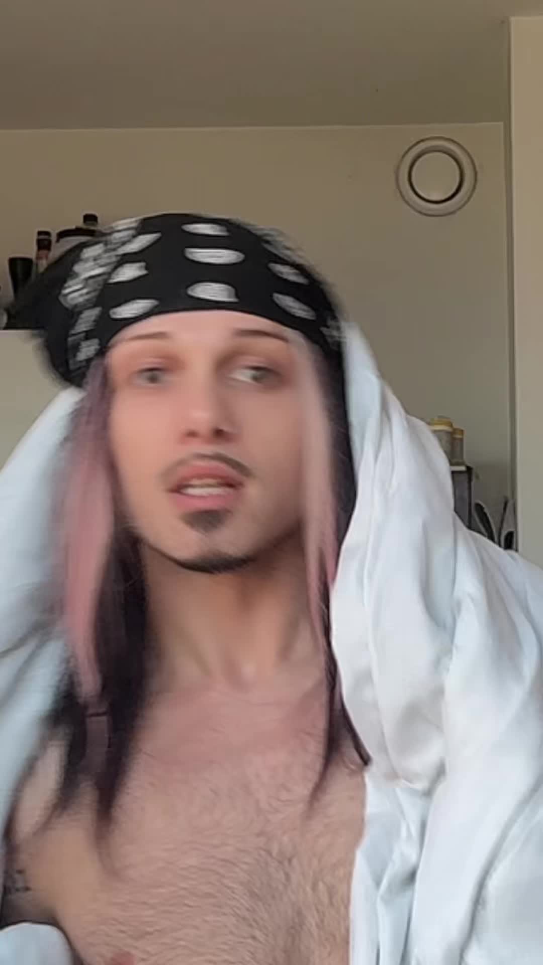 @Bakura Momsen