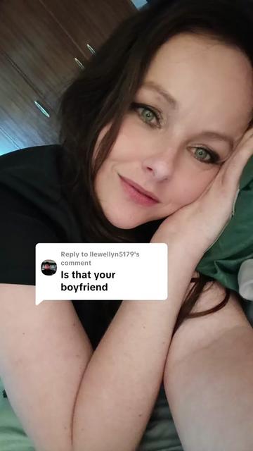 @KinkyLyrical
