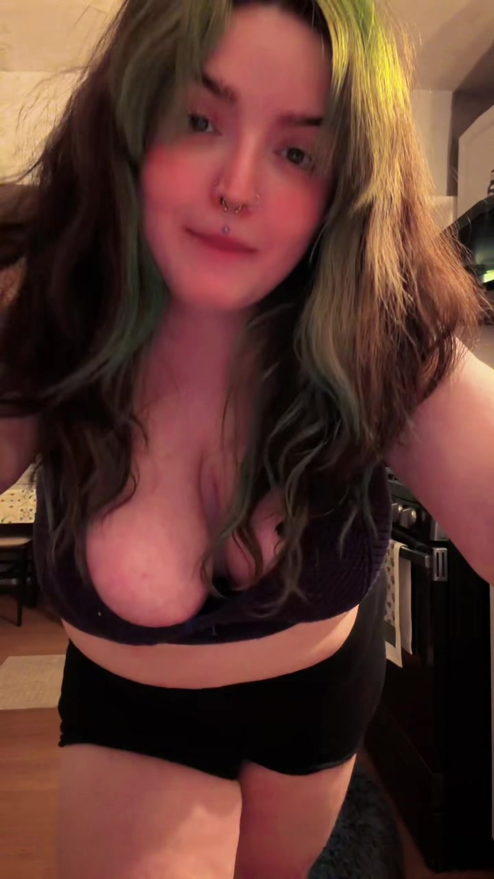 @slaywithsyd