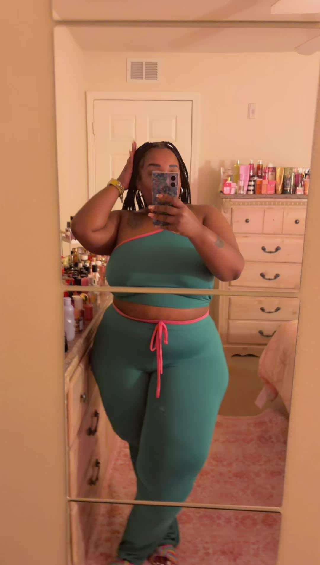 @Niki_Babi💋™️