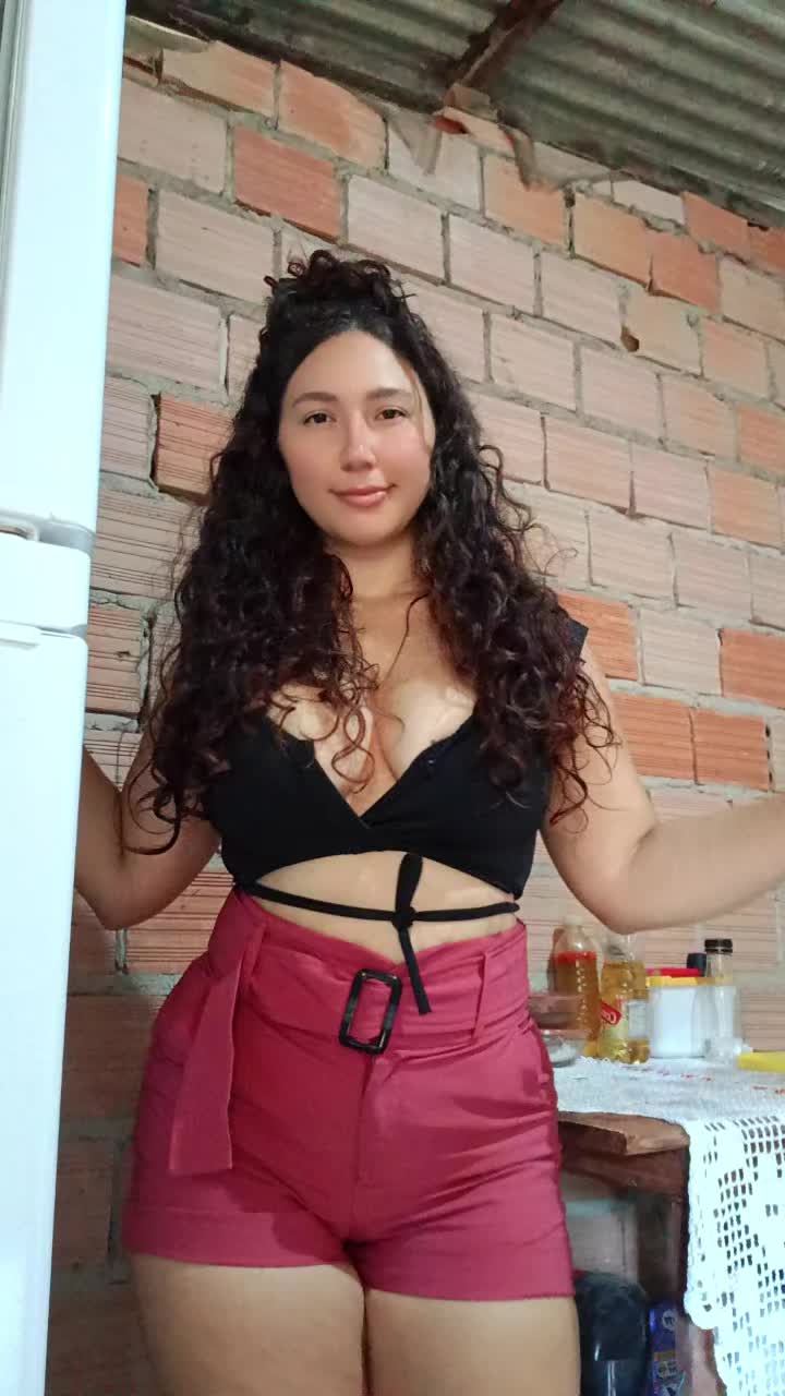 @Annycollares🦋