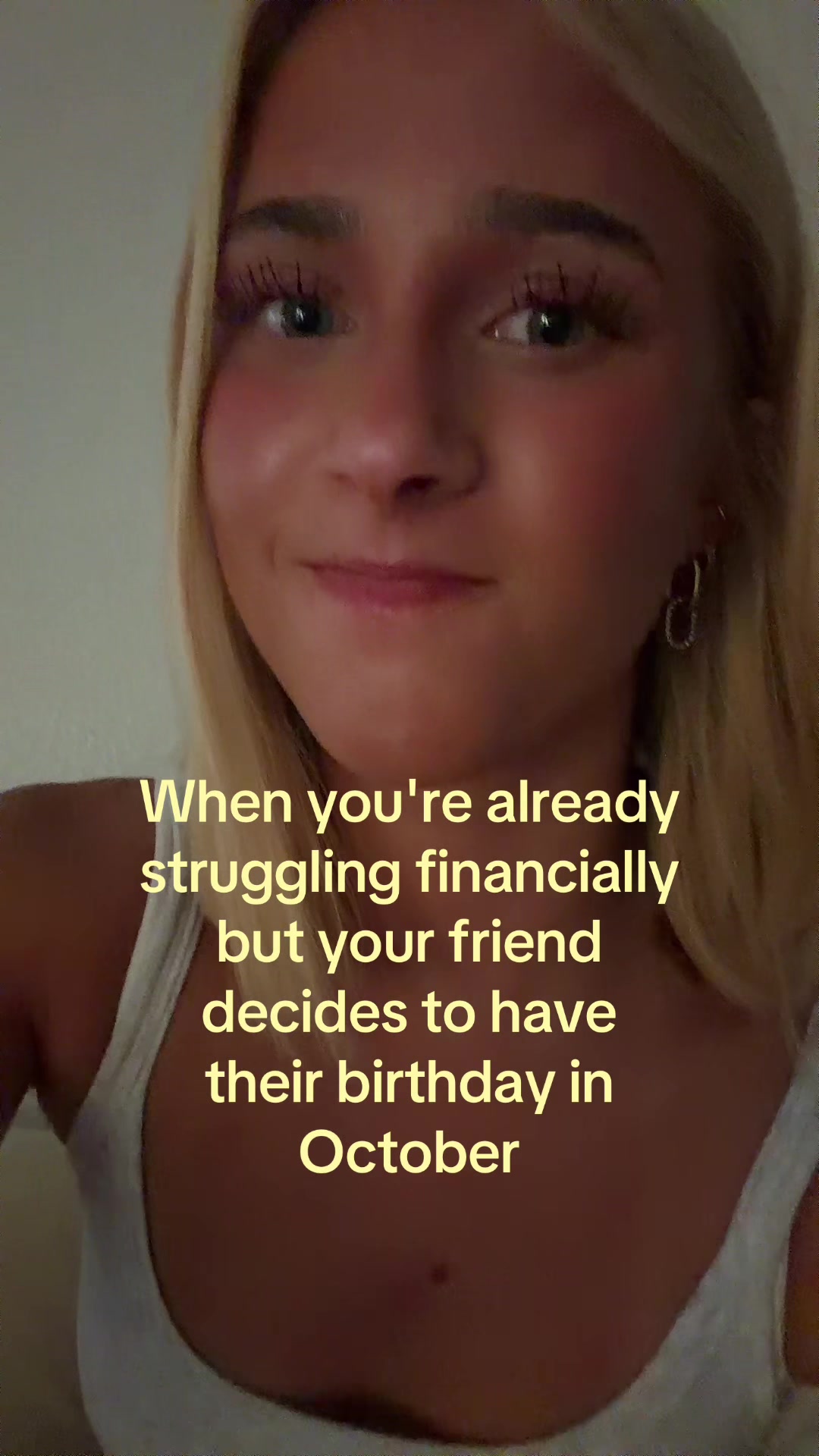 @theelliebarker