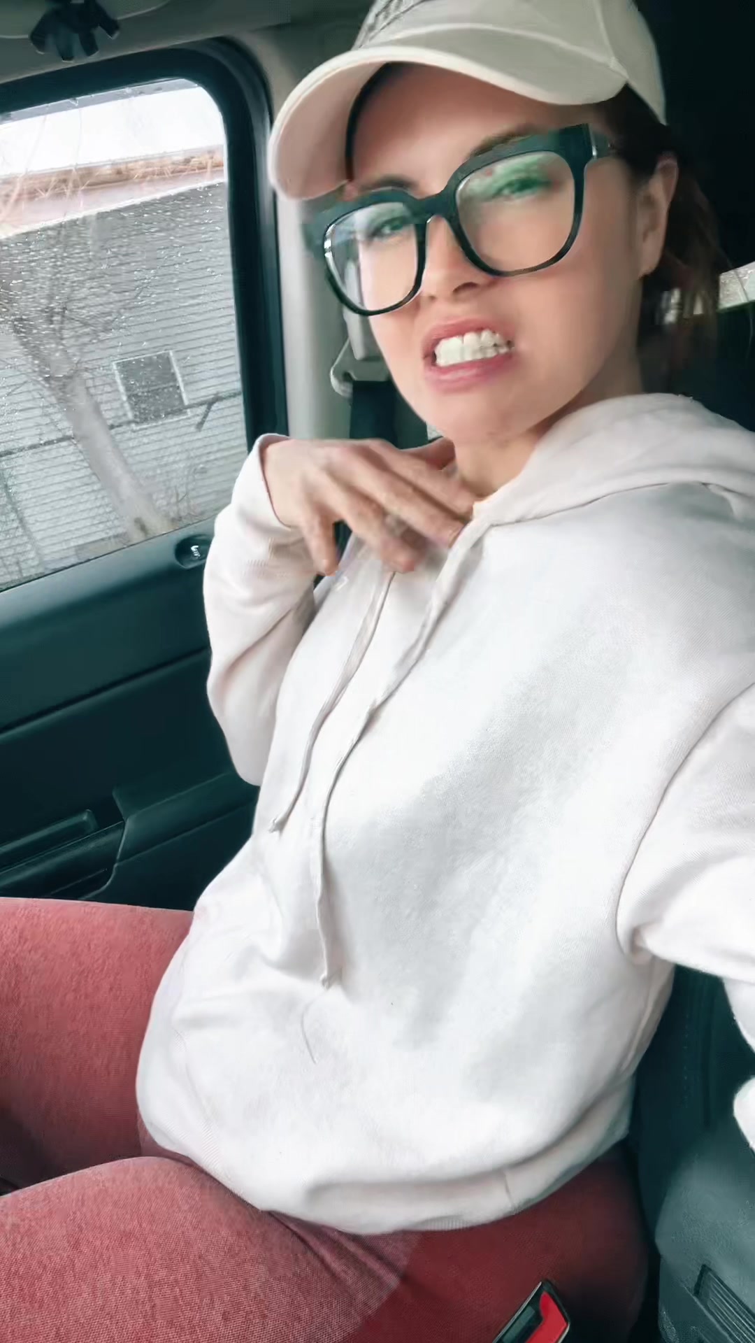 @taratime1987