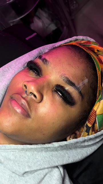 @TheeFemaleHustler❤️&zwj;🔥
