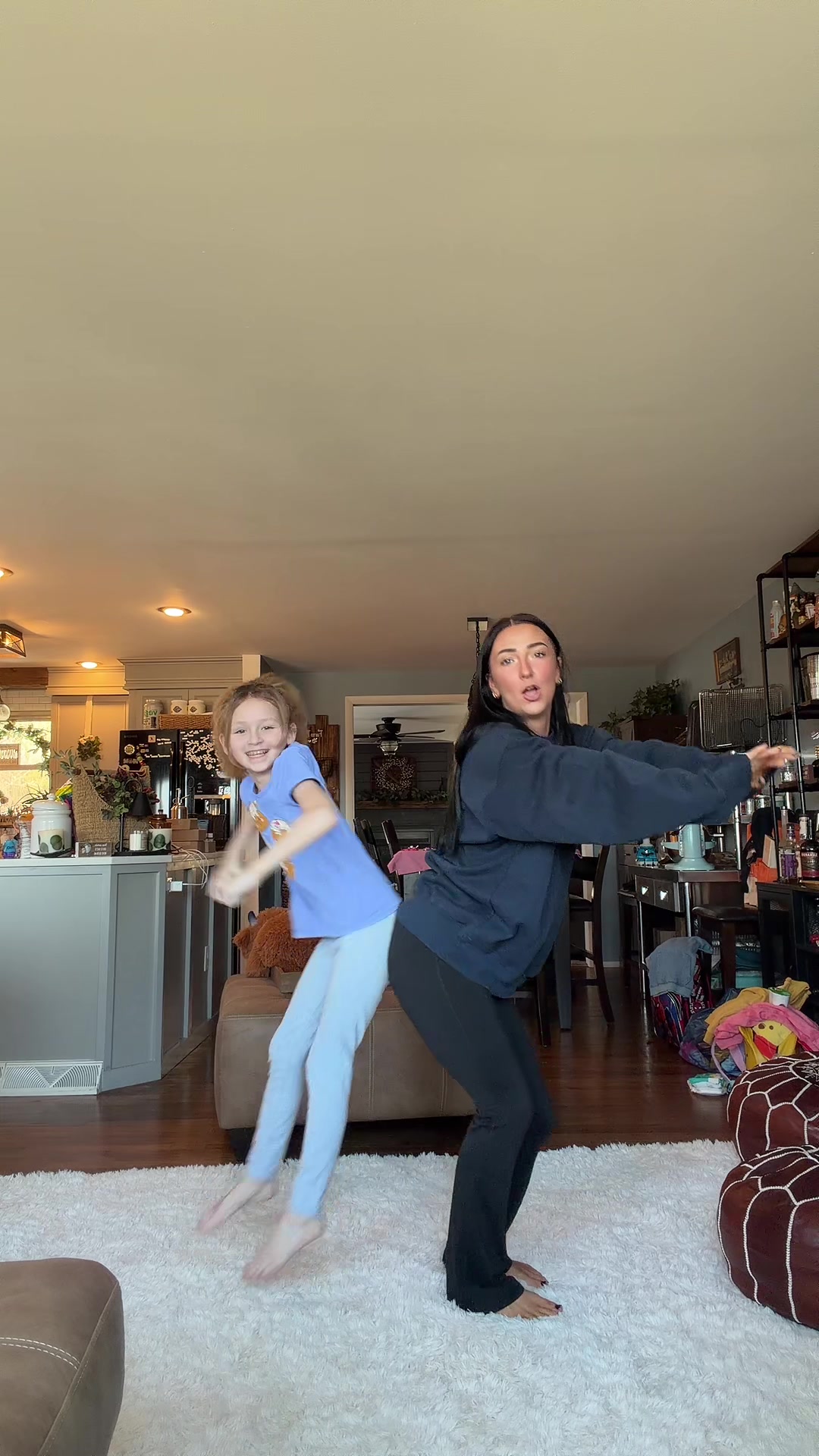 @ALEXIS LOVUOLO