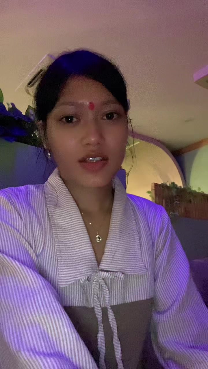 @एलिसा....🌷