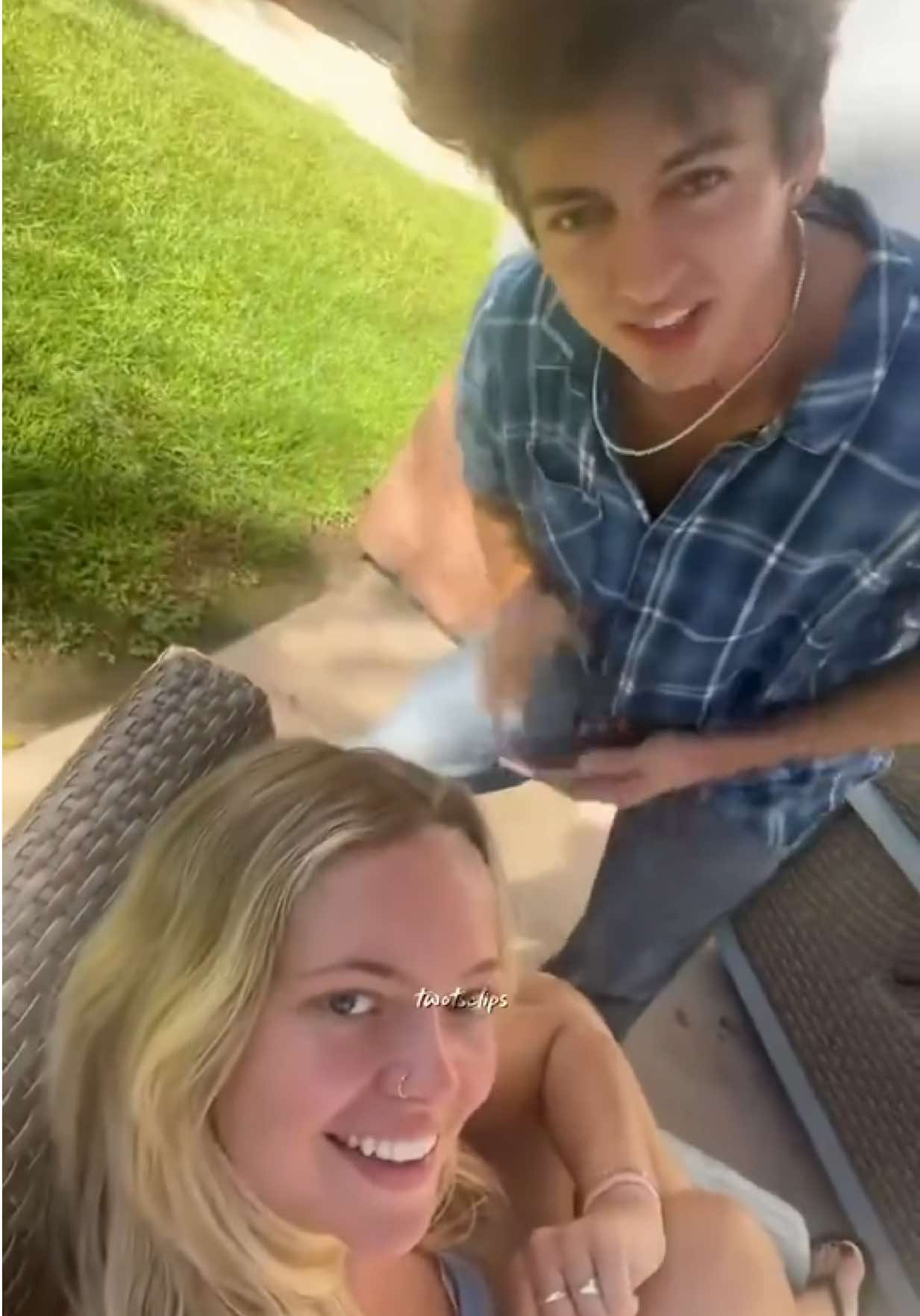 @twotsclips