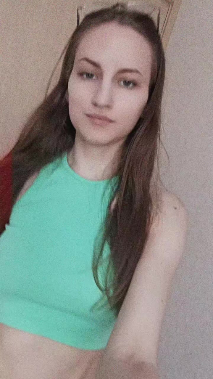 @_Liana525