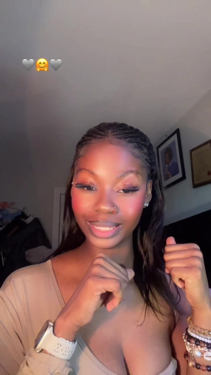 @💎 Nia 💎