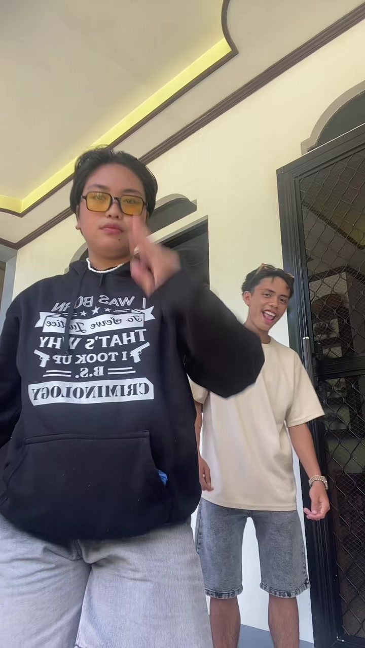 @Mae