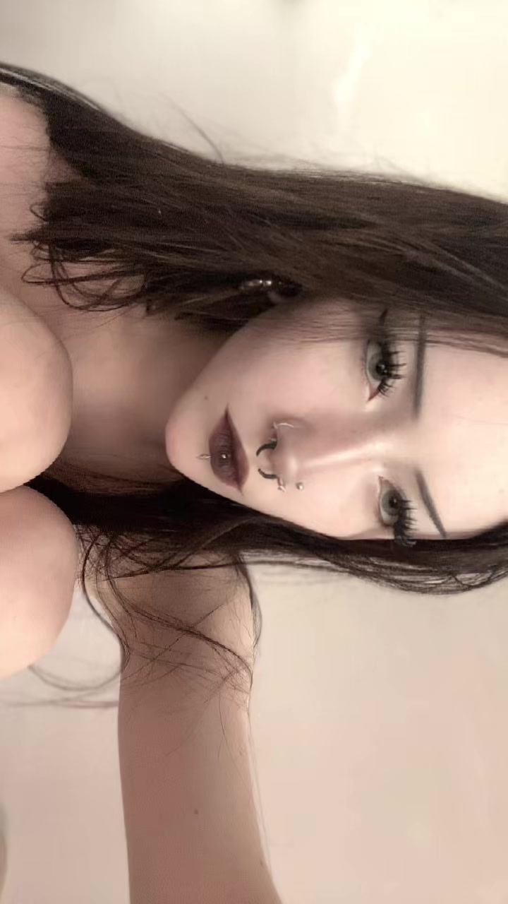 @dark.ova