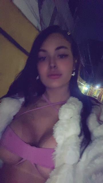 @juliee.sz