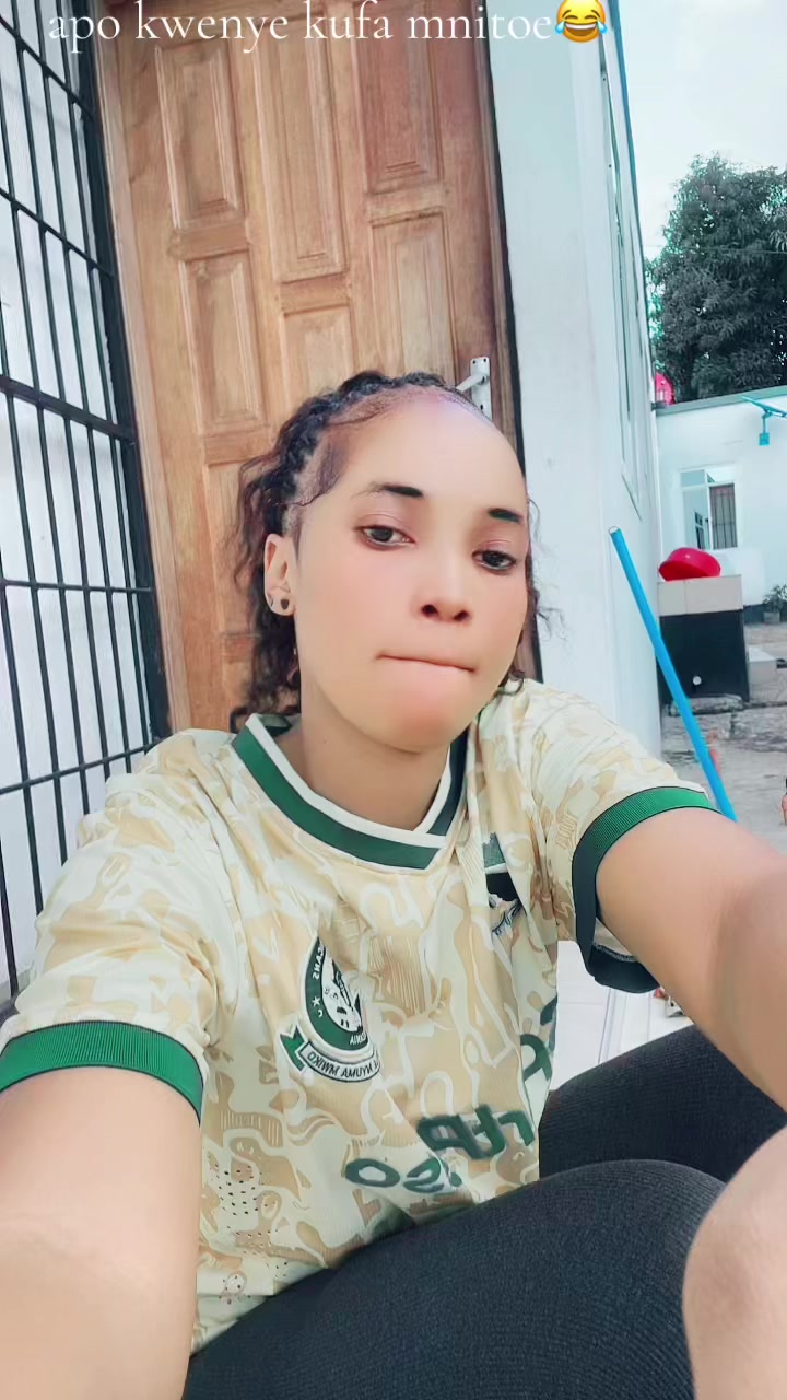 @Latifa