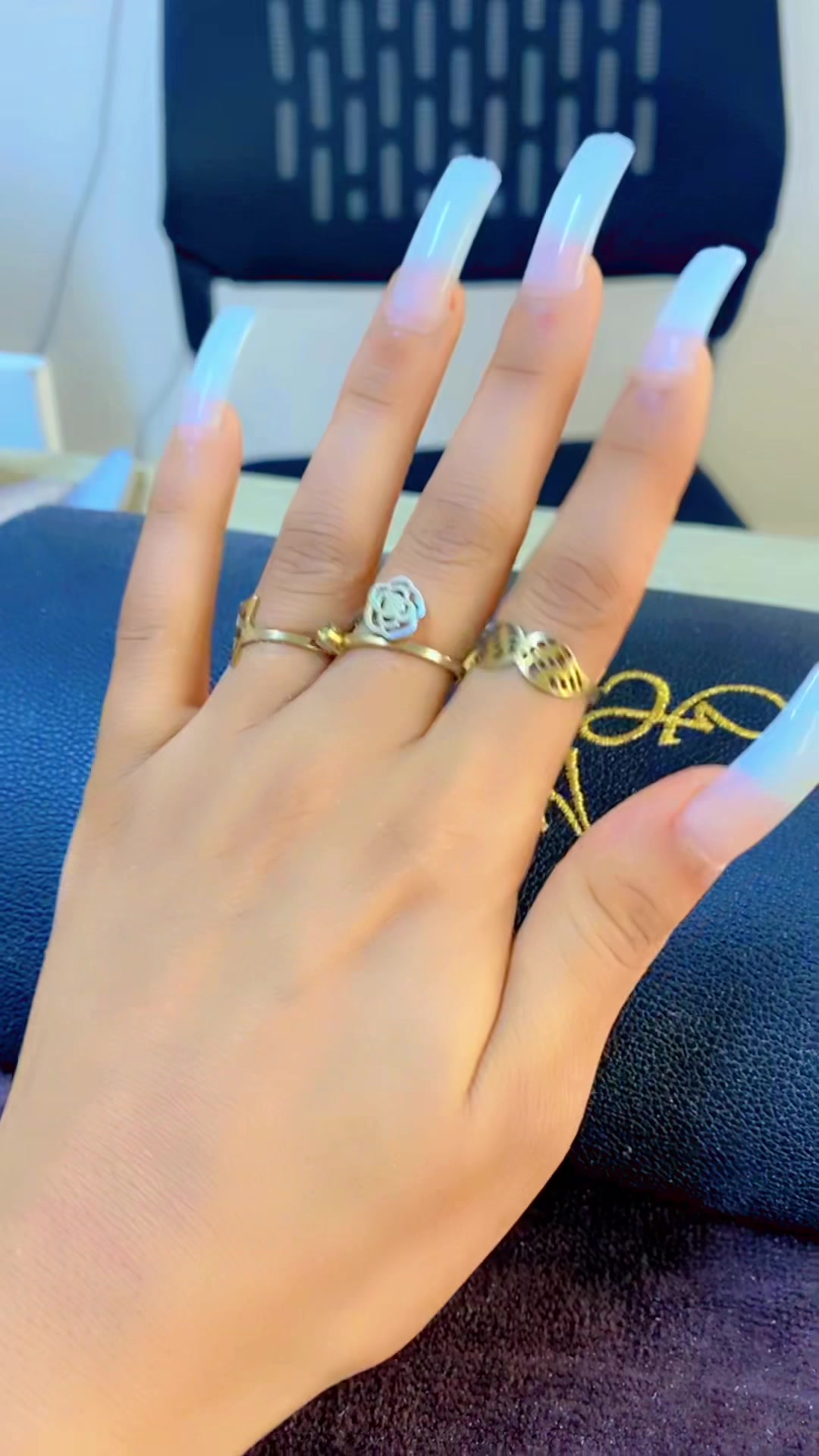 @سيرينا