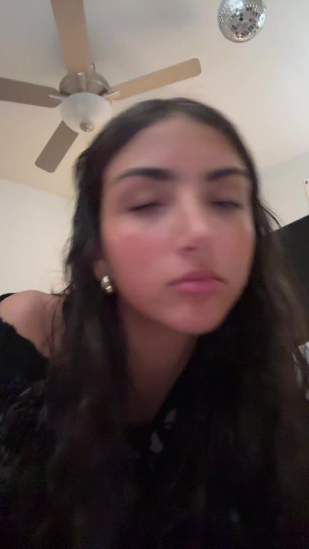 @molls