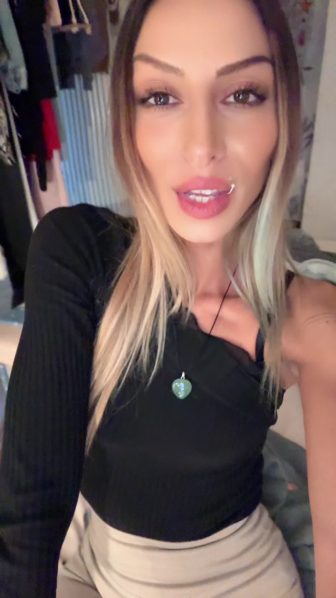 @Nisa✨