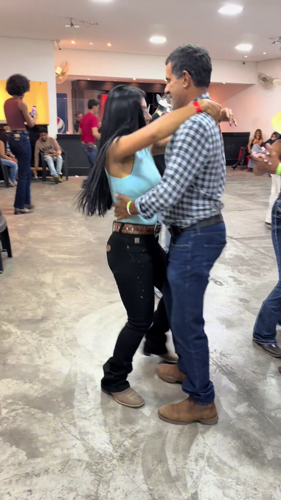 @Laura Silva Oficiall