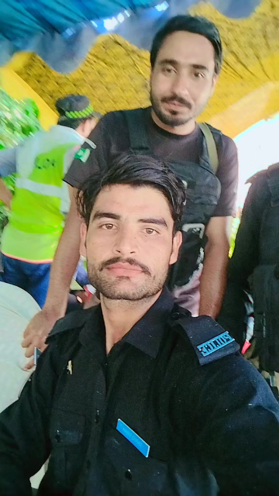 @king_👑 Tariq_shah 👑